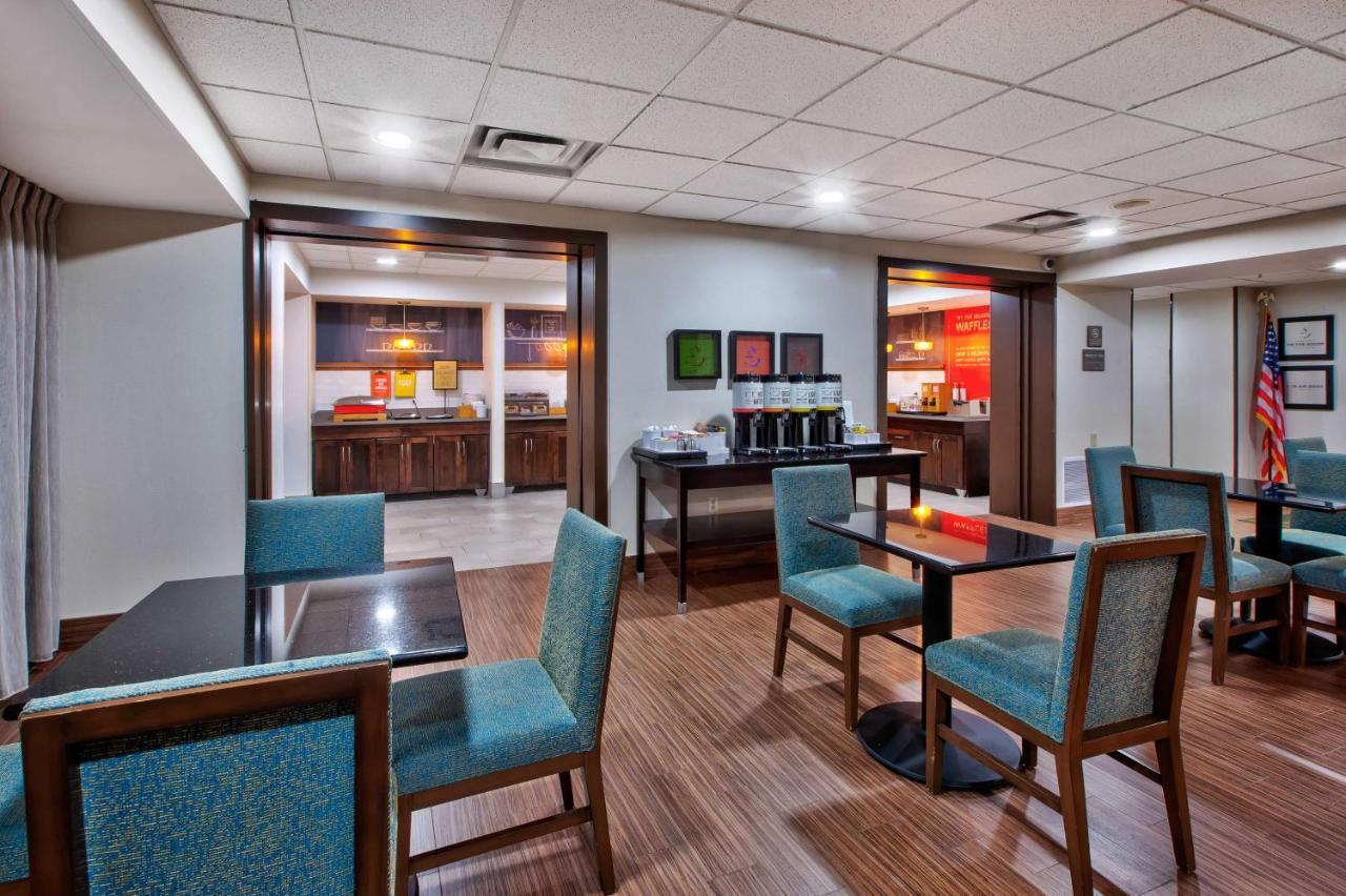 Hampton Inn Clarion Exterior foto